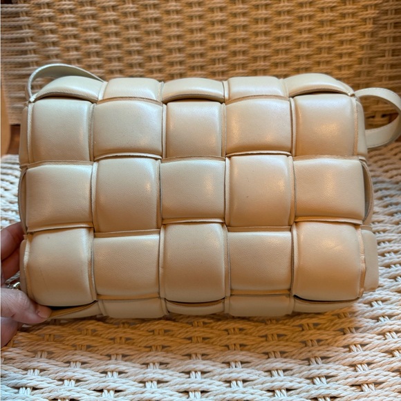 Bottega Veneta Padded Cassette in color Porridge - Picture 8 of 9